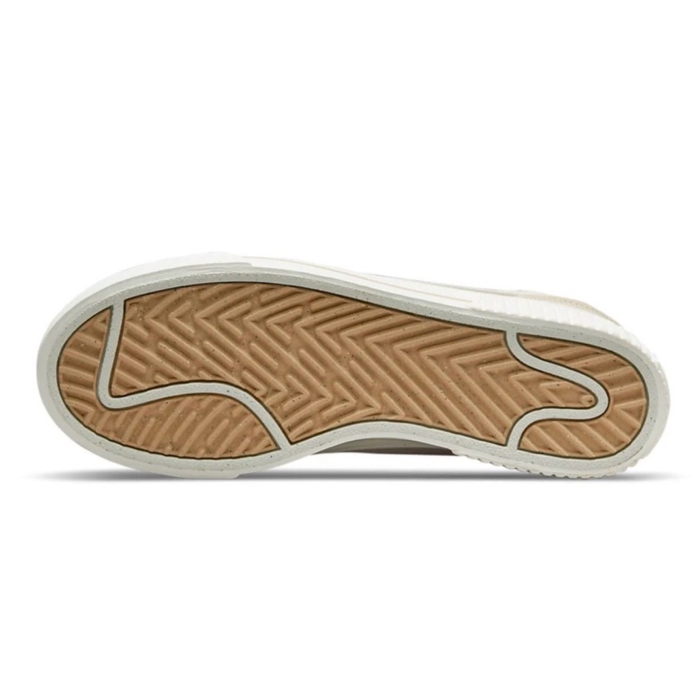 Nike Women's Court Legacy Lift platform sneakers beige size 7.5 - Picture 10 of 10